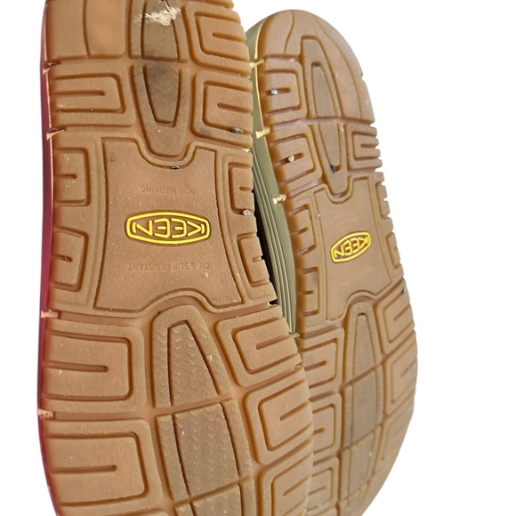 Sold - Picture 3 of 4